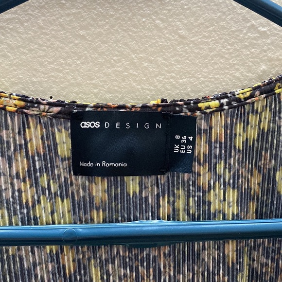 ASOS 70s inspired boho long sleeve brown floral dress - Picture 4 of 5